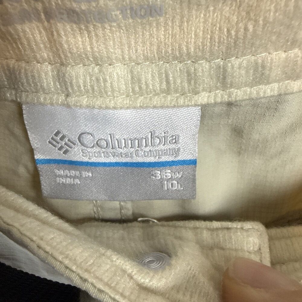 Columbia Men's Tan Cargo Shorts Omni Shade Sun Protection Size 36W 10L Belted - Picture 3 of 5